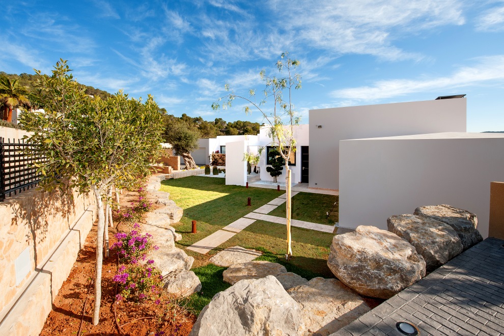 Stunning modern villa for sale in Vista Alegre, Ibiza.