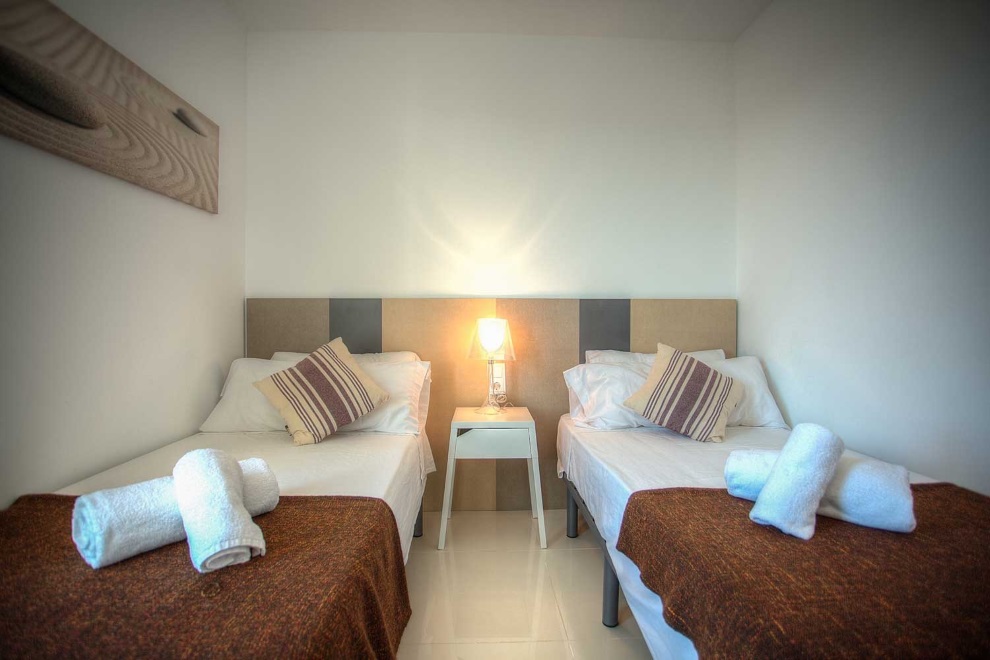 Nice 2 bedroom apartment for sale in Playa Den Bossa, Ibiza.