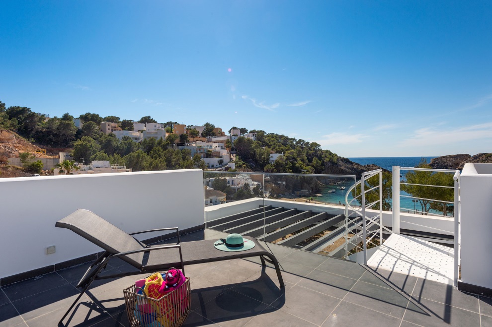 1 bedroom frontline penthouse for sale in Cala Vadella, Ibiza.