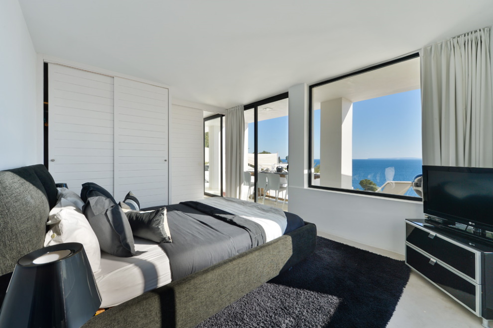 Modern 5 bedroom villa for sale in Roca Lisa, Ibiza.