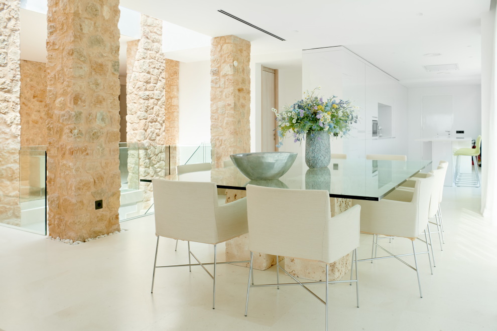 Beautiful 5 bedroom villa for sale in Cala Conta, Ibiza
