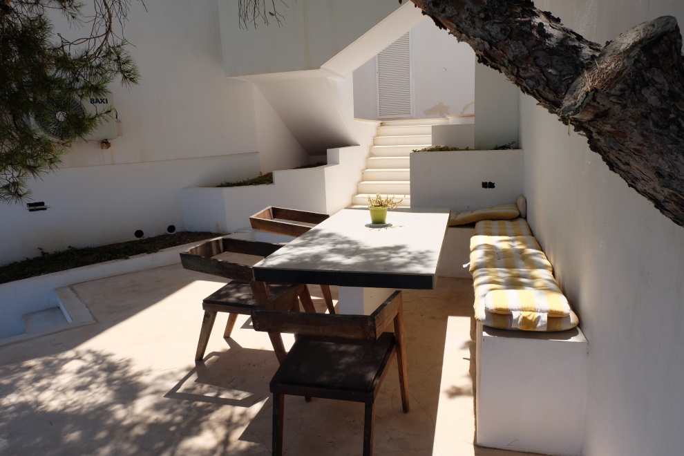 Large 3 bedroom apartment for sale in Cala Vadella, Ibiza.