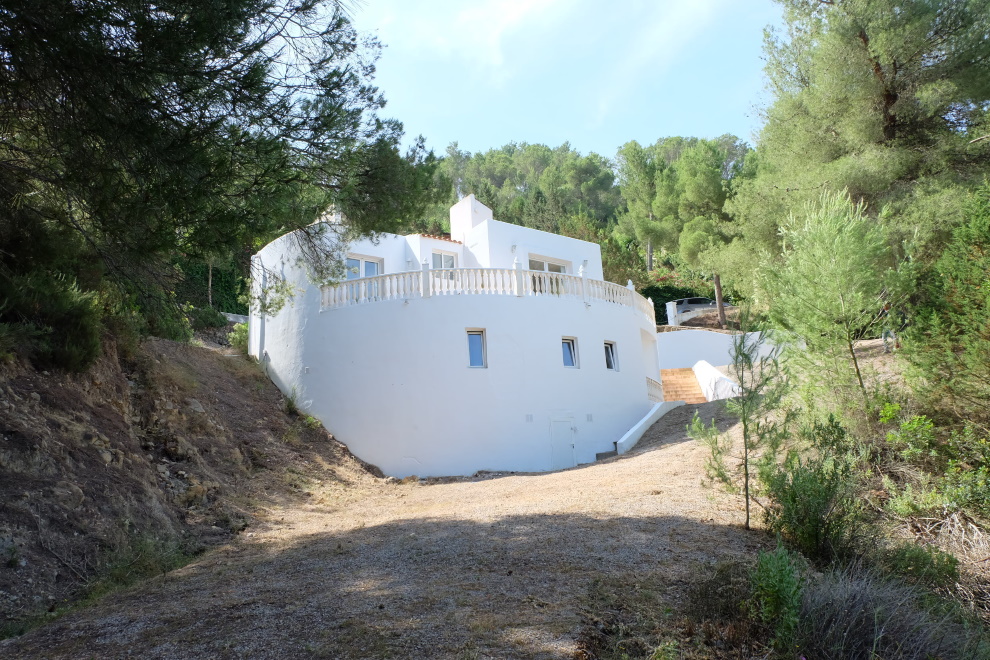 Charming property for sale in San Agustin, Ibiza, Spain.