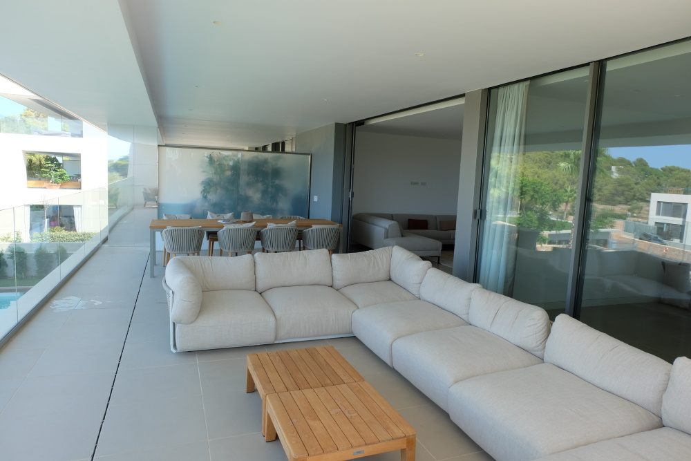 Luxurious 4 bedroom apartment for sale in Cap Martinet, Ibiza, Spain.
