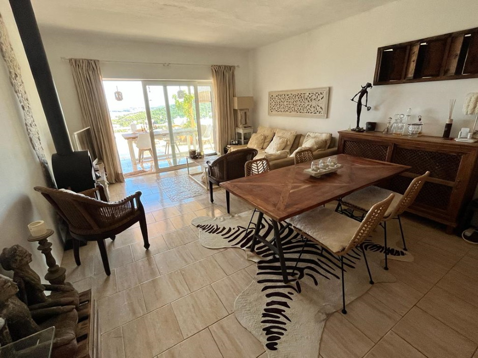 4 bedroom small house for sale in Cala Vadella, Ibiza, Spain.