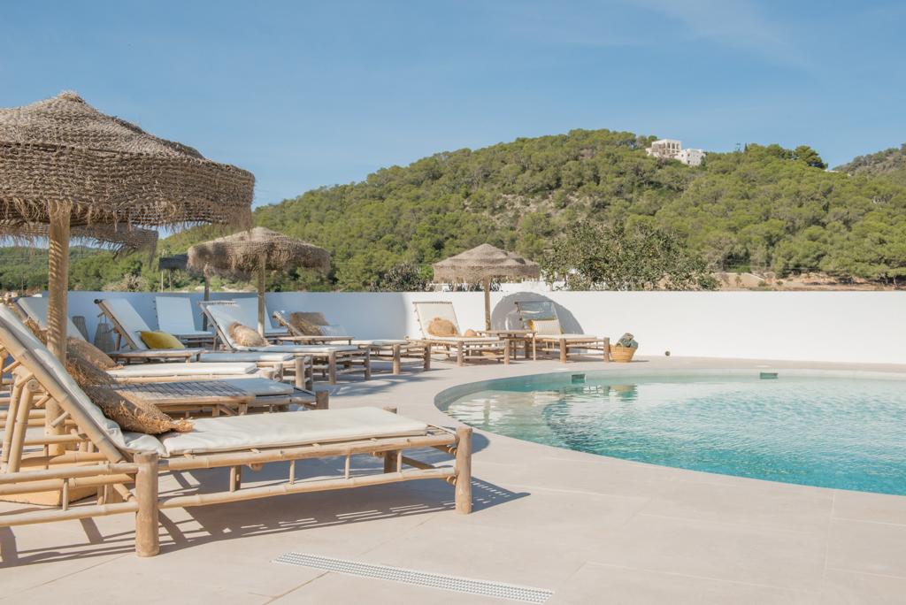 One bedroom hotel apartments suites for sale in Calla Llonga, Ibiza