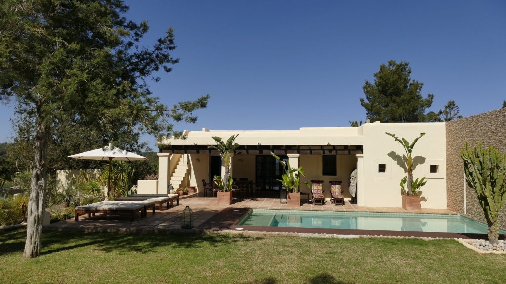 Charming 4 bedroom villa for sale in the countryside of San Agustin, Ibiza,Spain.