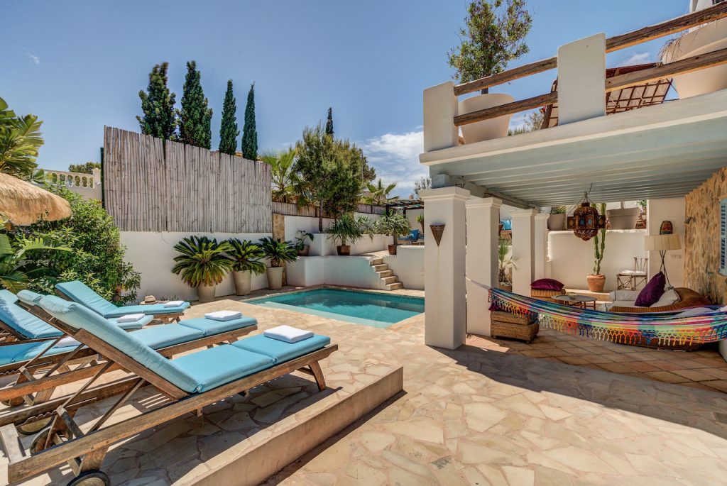 Charming 4 bedrooms villa for sale in Cala Carbo, Ibiza