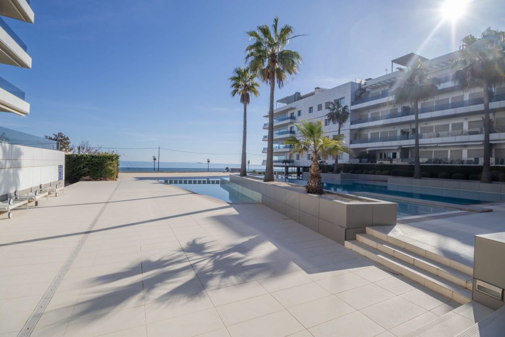 Ibiza Now Real EstateRoyal Beach 10IMG 8637 HDR