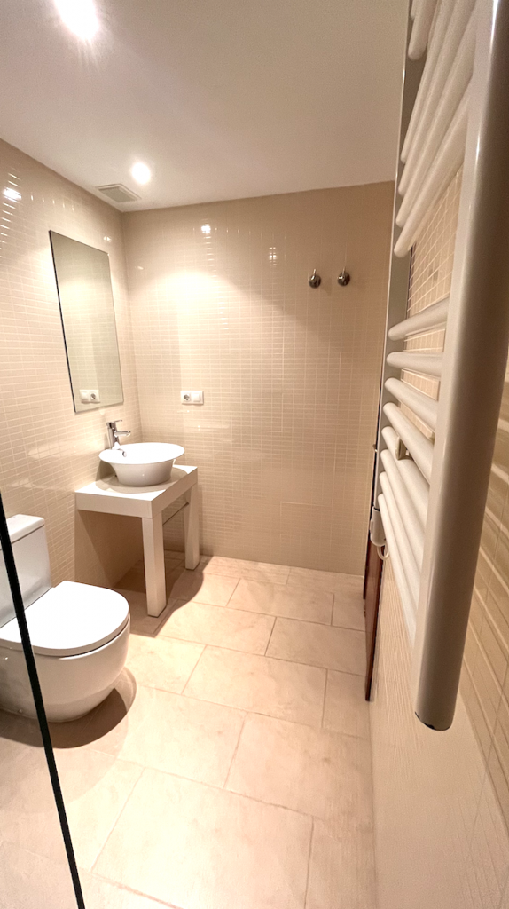Ibiza Now Real Estate Apartment Santa Eulalia Sale Te Koop Bathroom Shower
