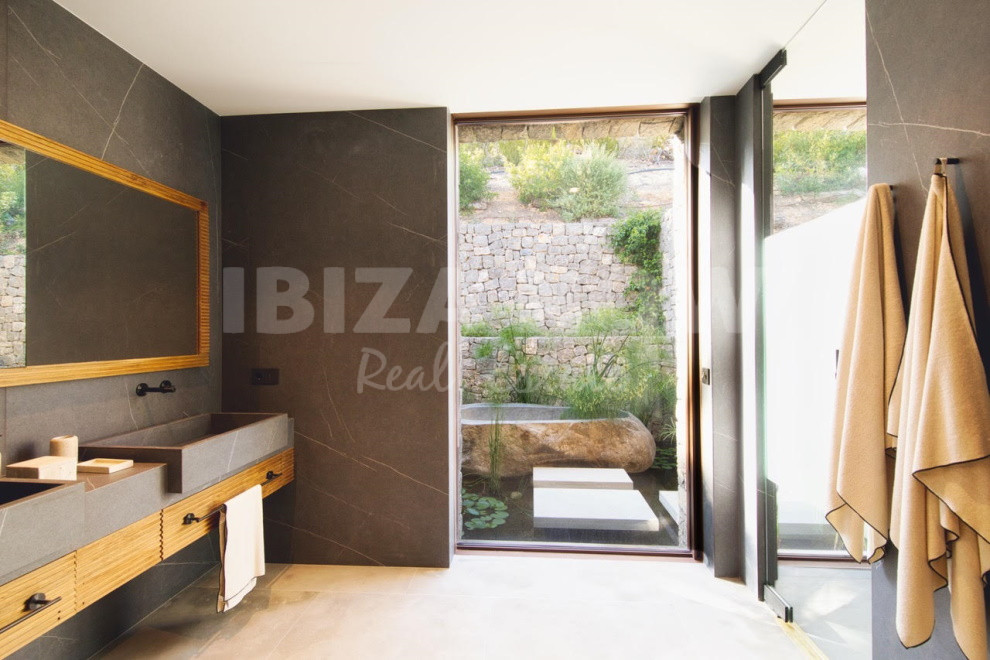 Master Bedroom Bathroom IBIZA NOW