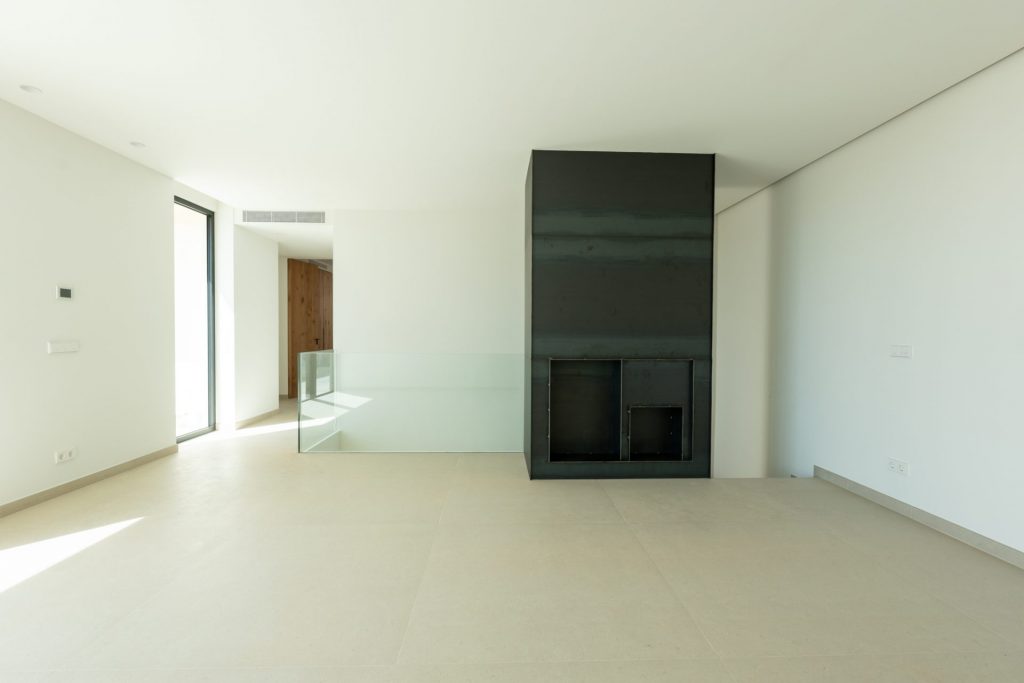 RoyalEstates LaBrise2 25 9 24 08