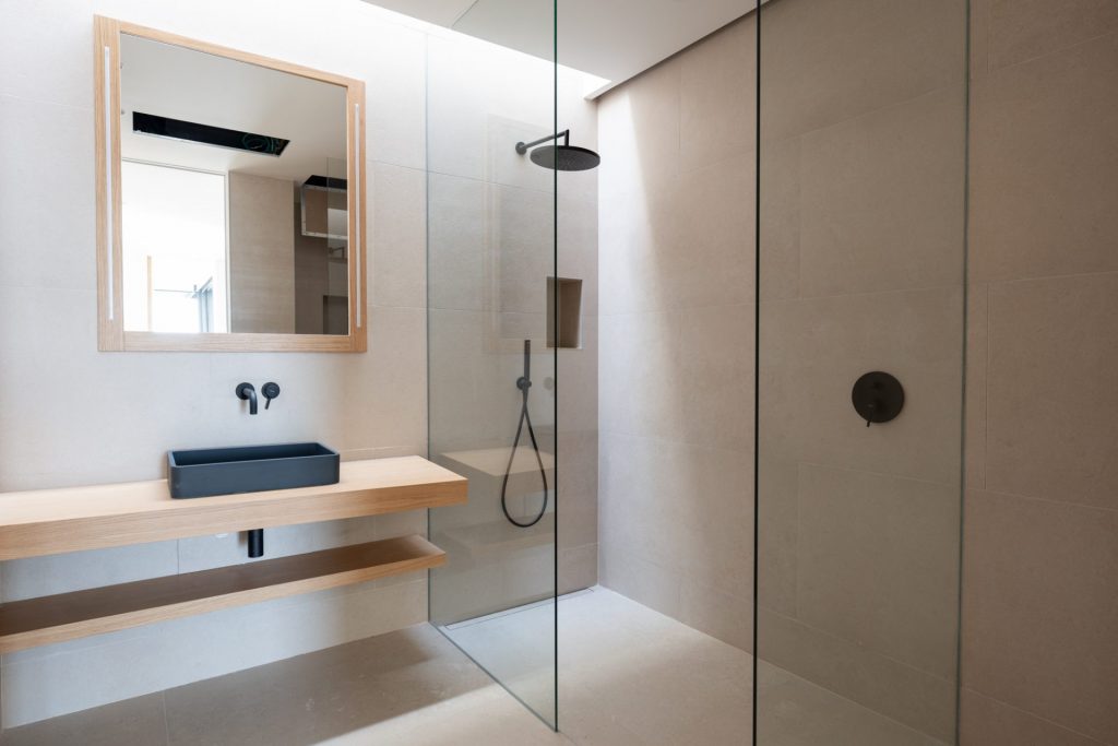 RoyalEstates LaBrise2 25 9 24 18