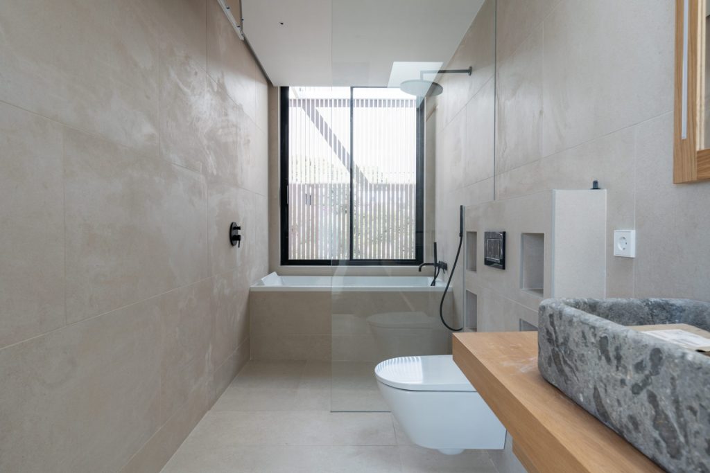 RoyalEstates LaBrise2 25 9 24 20