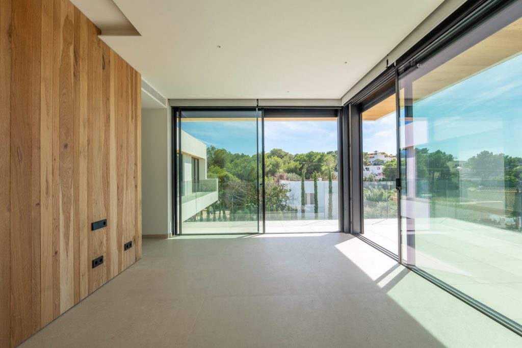 RoyalEstates LaBrise2 25 9 24 23