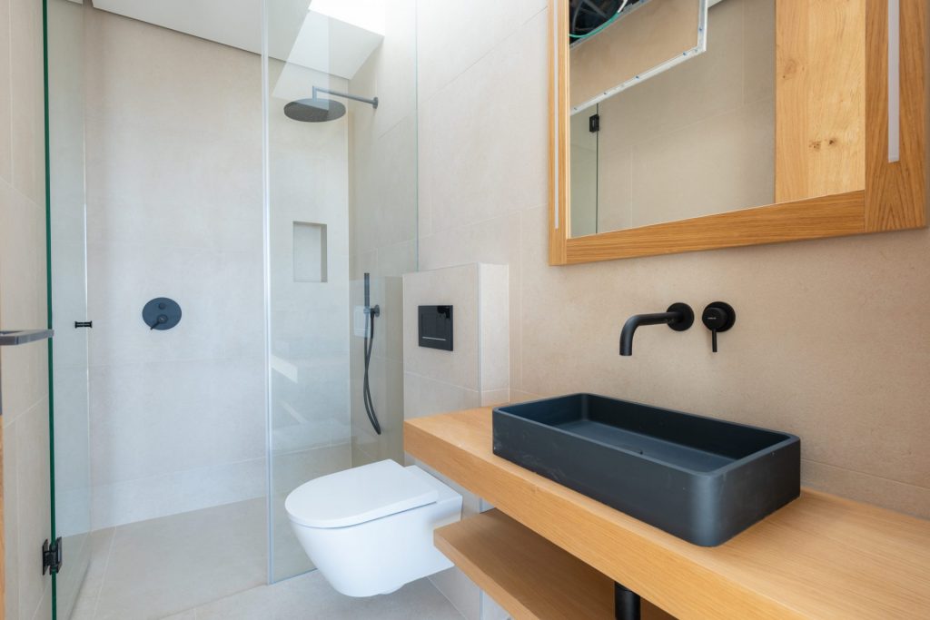 RoyalEstates LaBrise2 25 9 24 30