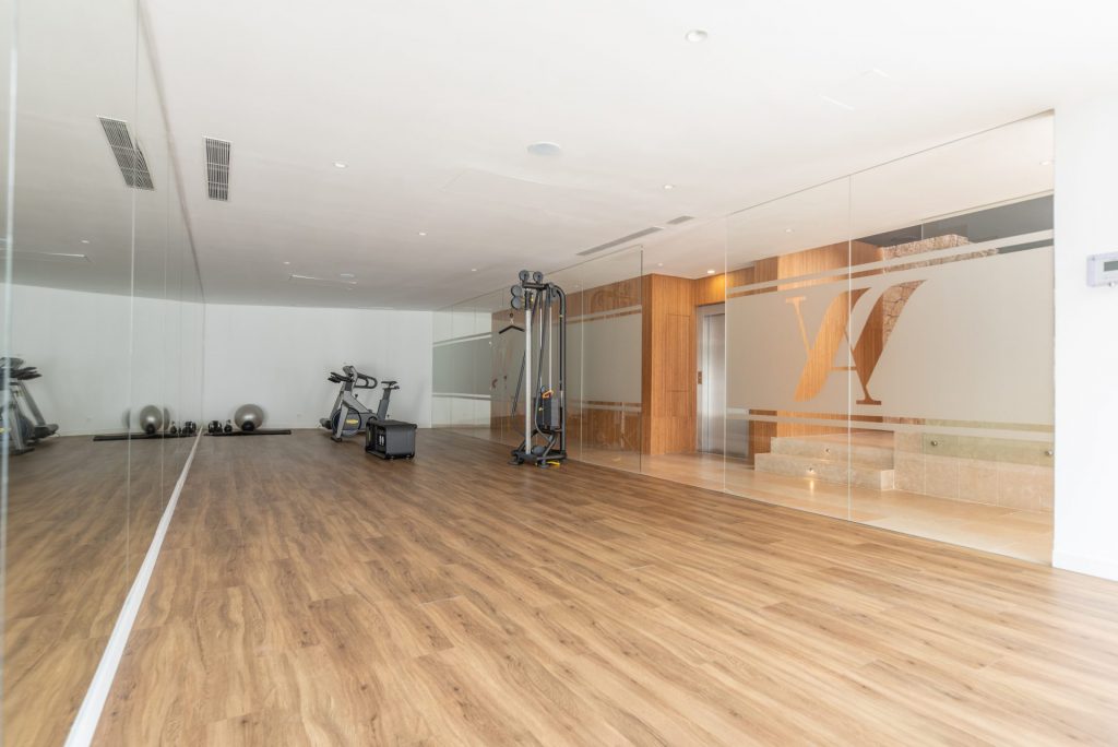 4 Bed Luxury Apartment With Garden Rooftop Talamanca Ibiza (21)