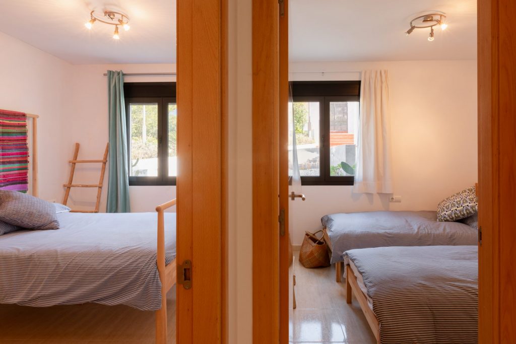 Apartment Cala Tarida With Private Garden16