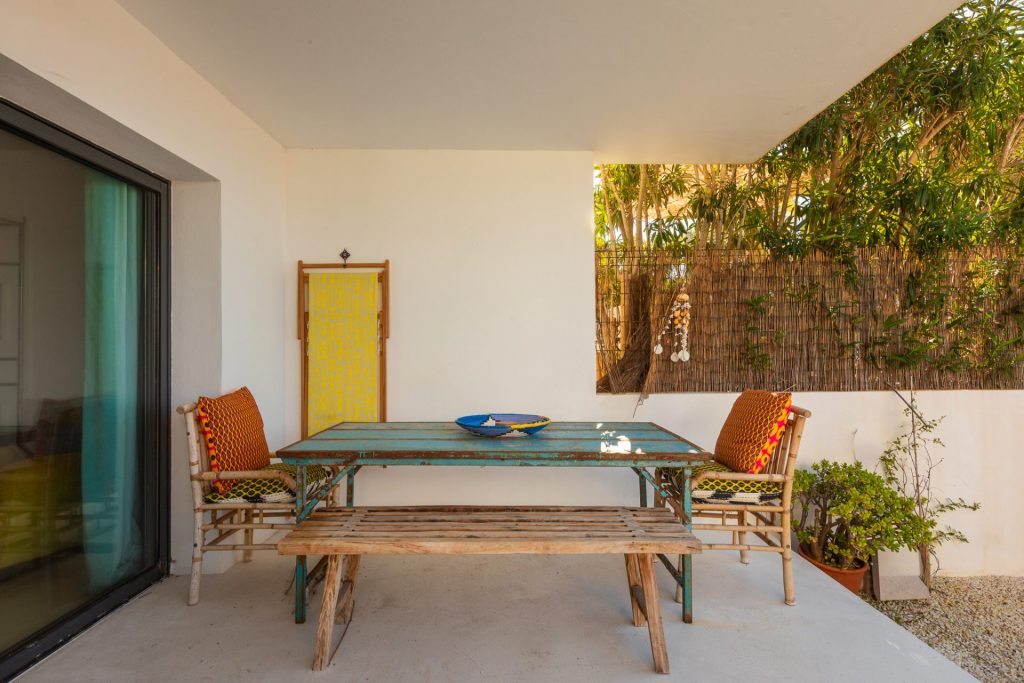 Apartment Cala Tarida With Private Garden2