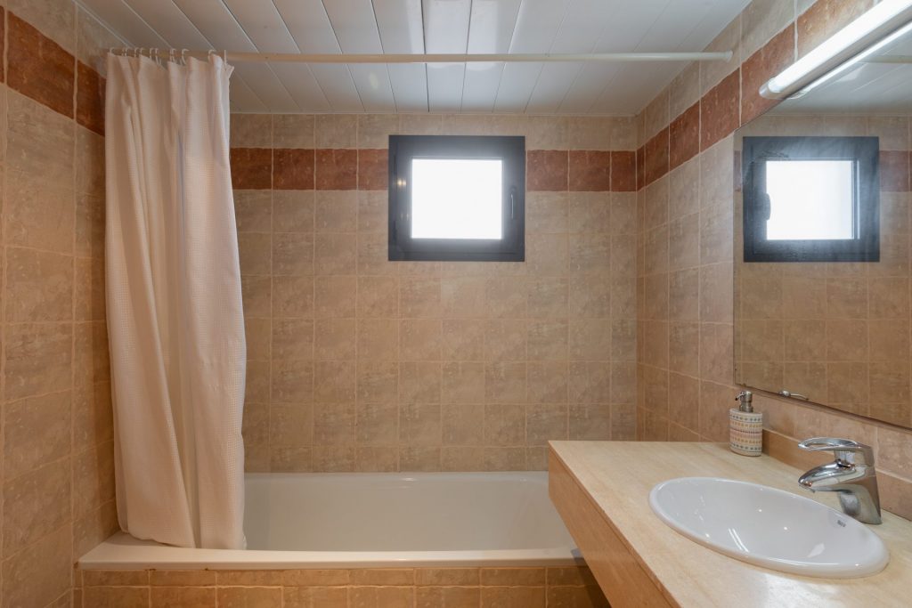 Apartment Cala Tarida With Private Garden23