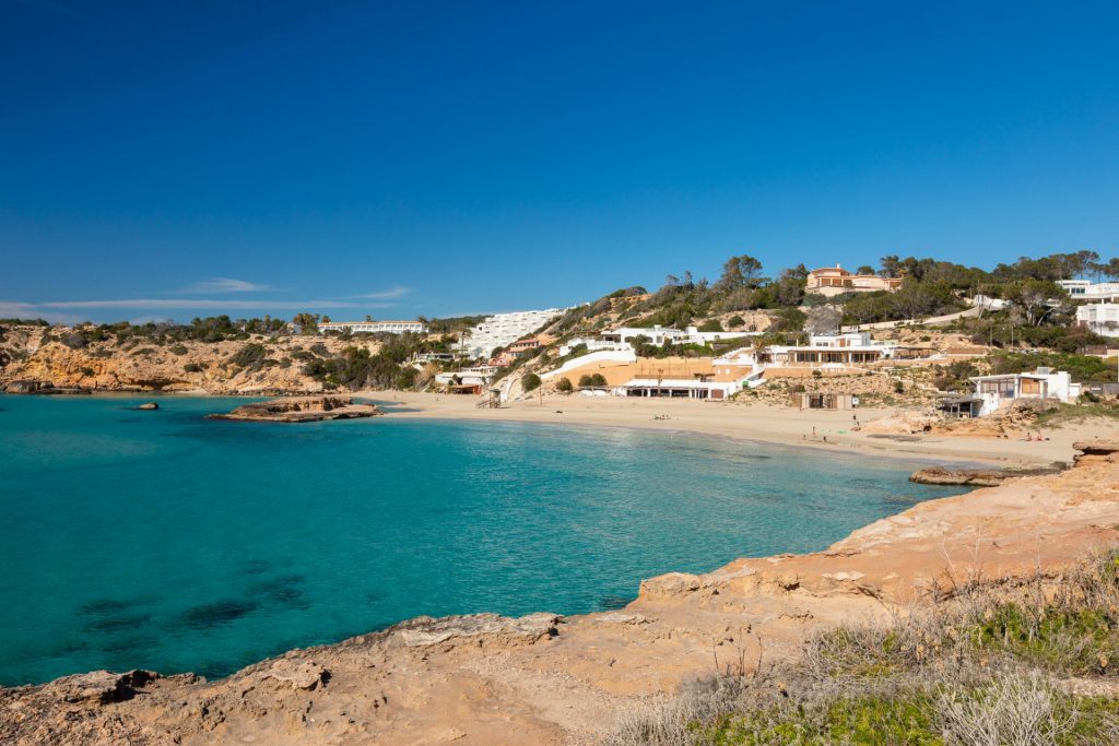 Apartment Cala Tarida With Private Garden8