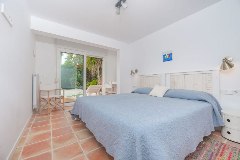 11. High Resolution 35