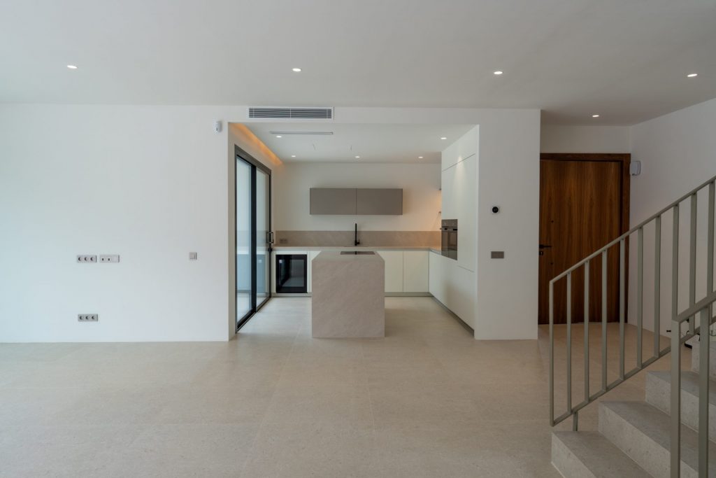 2 15 Santa Eularia Newly Built Villa Open Plan Kitchen