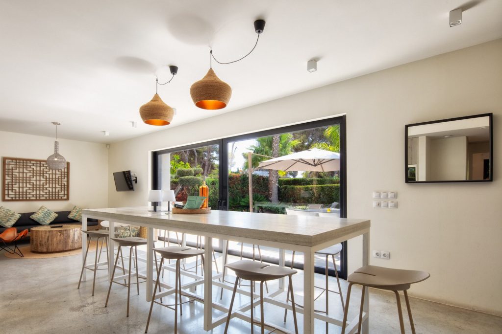 First Line Luxury Villa With Rental License Ibiza