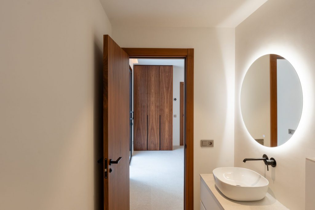Villa Cala Martina Ibiza Ref1239 22 Bathroom