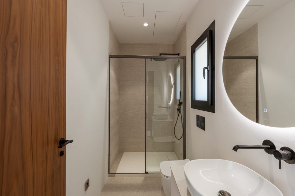 Villa Cala Martina Ibiza Ref1239 49 Bathroom