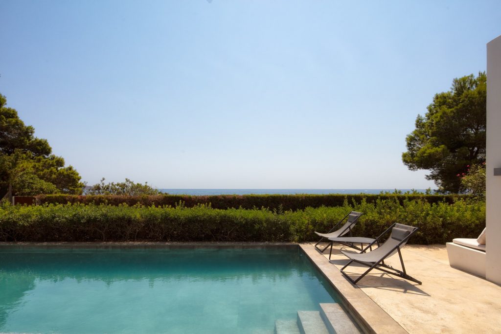 Villa With License To Rent For Sale