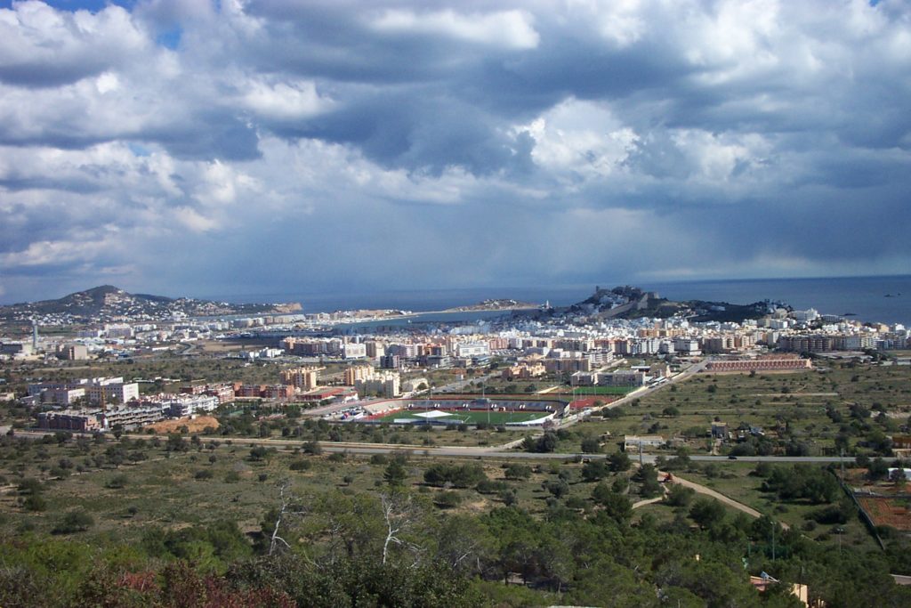 Ibiza Now Real Estate Haus Berg Ibiza 13 03.2004 (2)