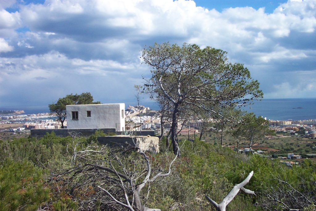 Ibiza Now Real Estate Haus Berg Ibiza 2 03.2004