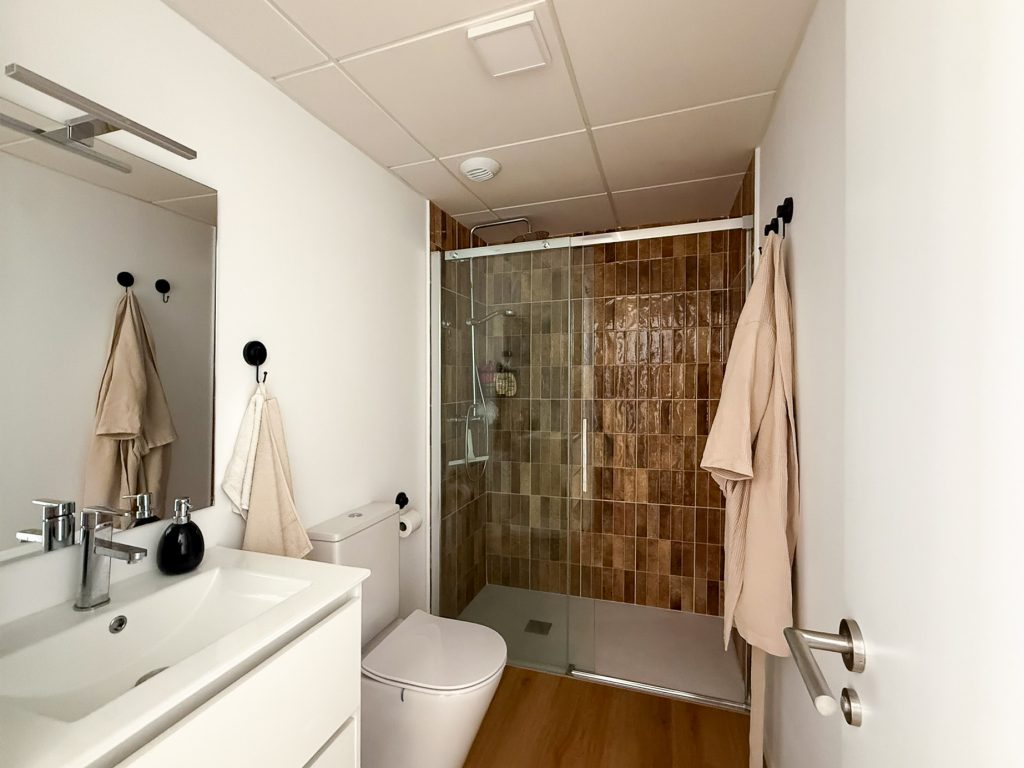 Apartment Playa Den Bossa Ibiza 11