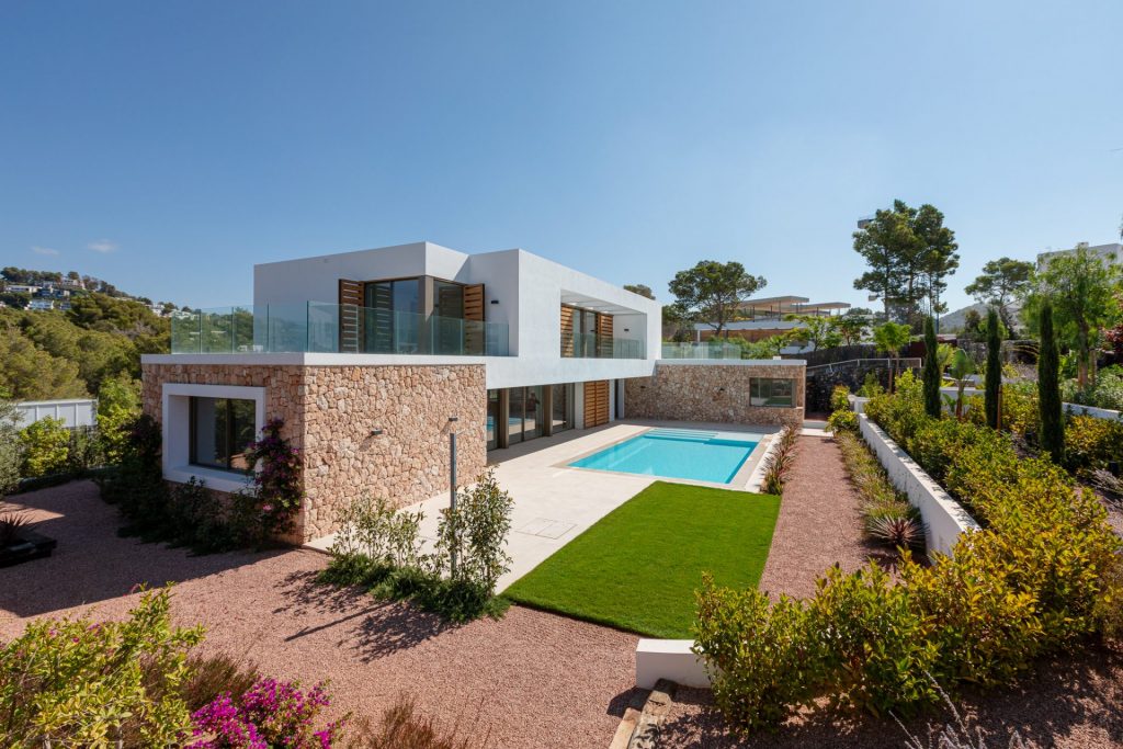 Luxury Villa Can Furnet 02
