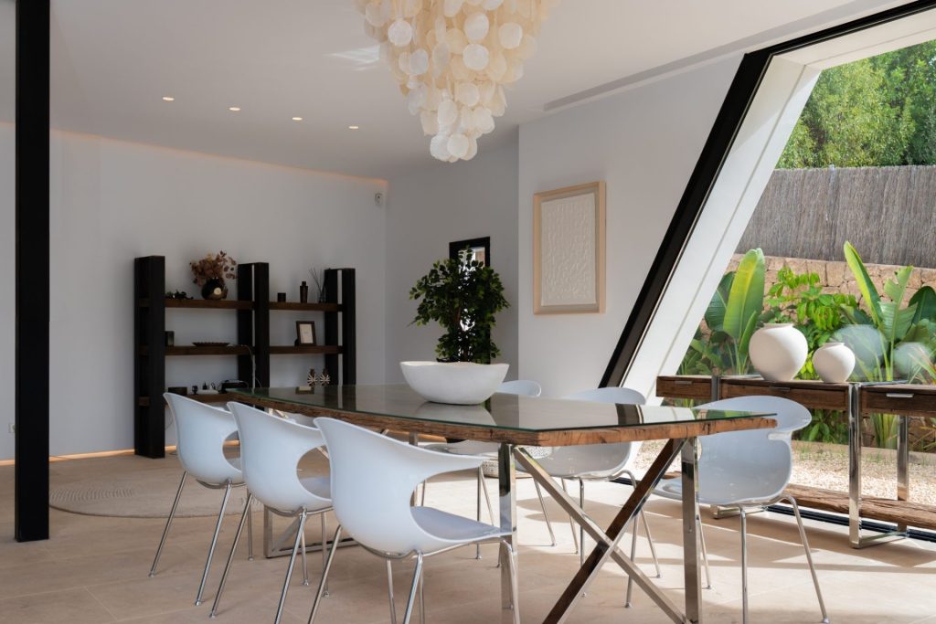 Contemporary Villa Ses Torres Ibiza 01 04