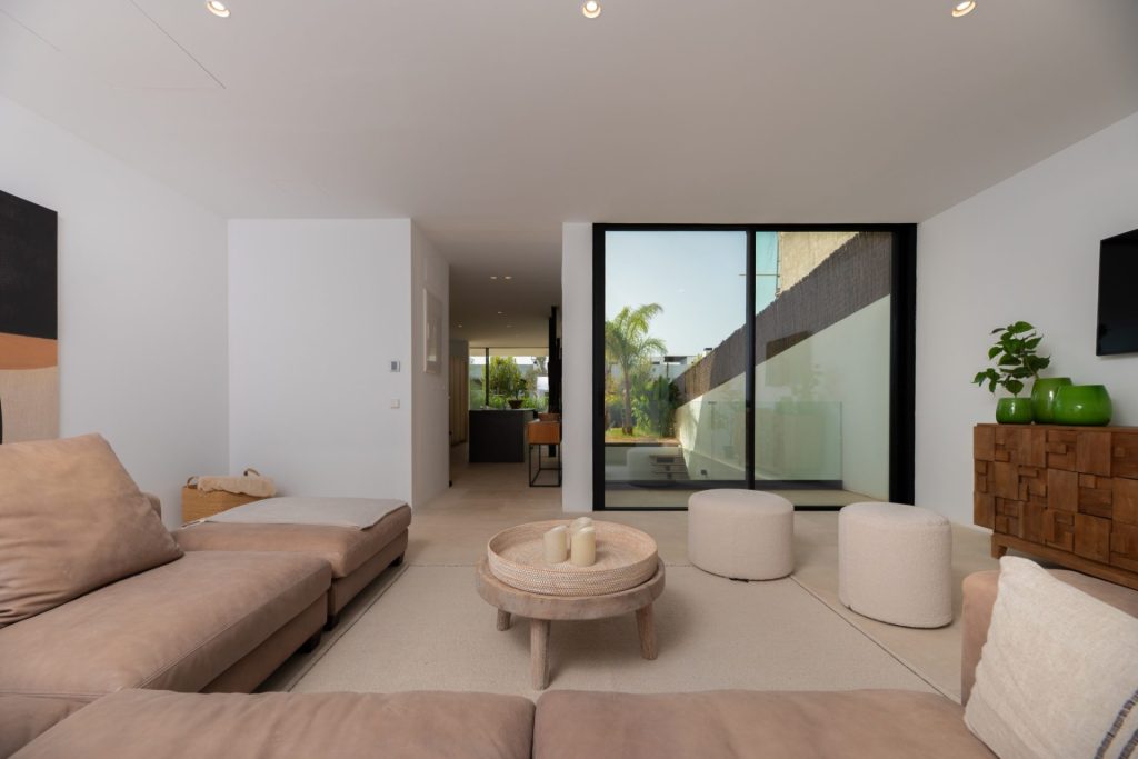 Contemporary Villa Ses Torres Ibiza 01 08
