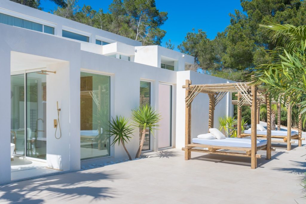New Wellness Villa With Spa And Pool 09