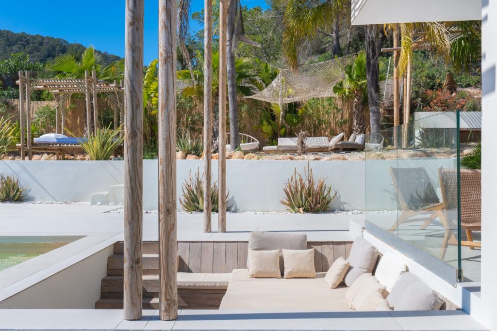 New Wellness Villa With Spa And Pool 11