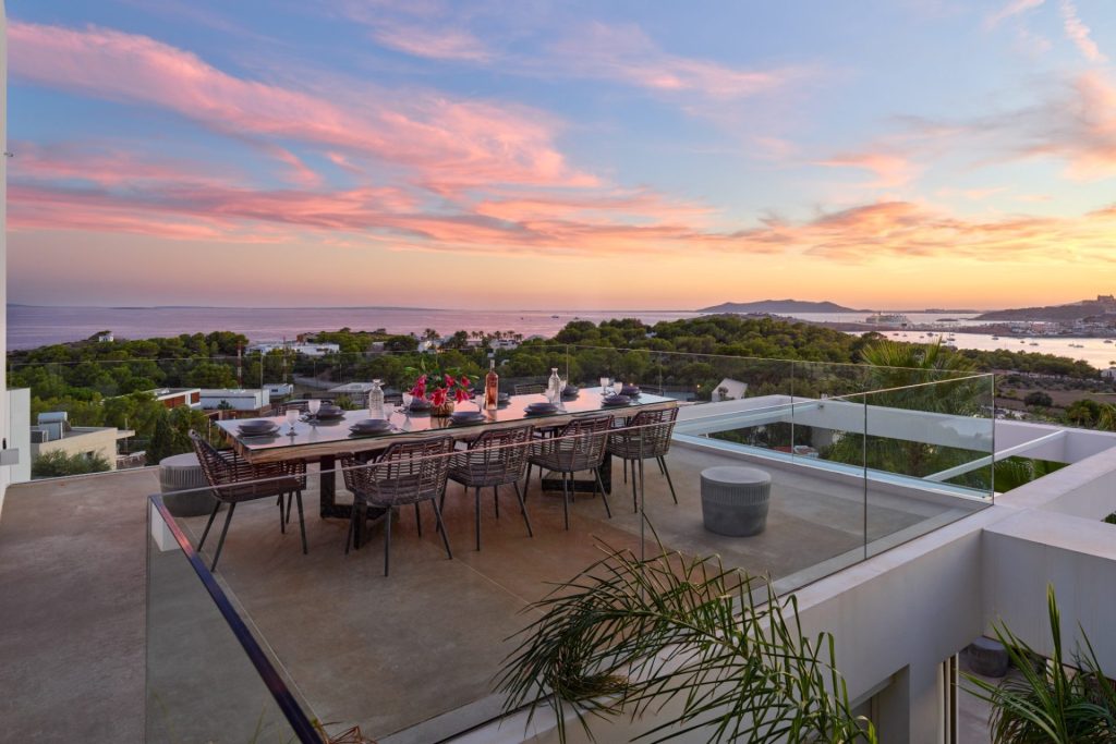 Villa Cap Martinet Sea View1