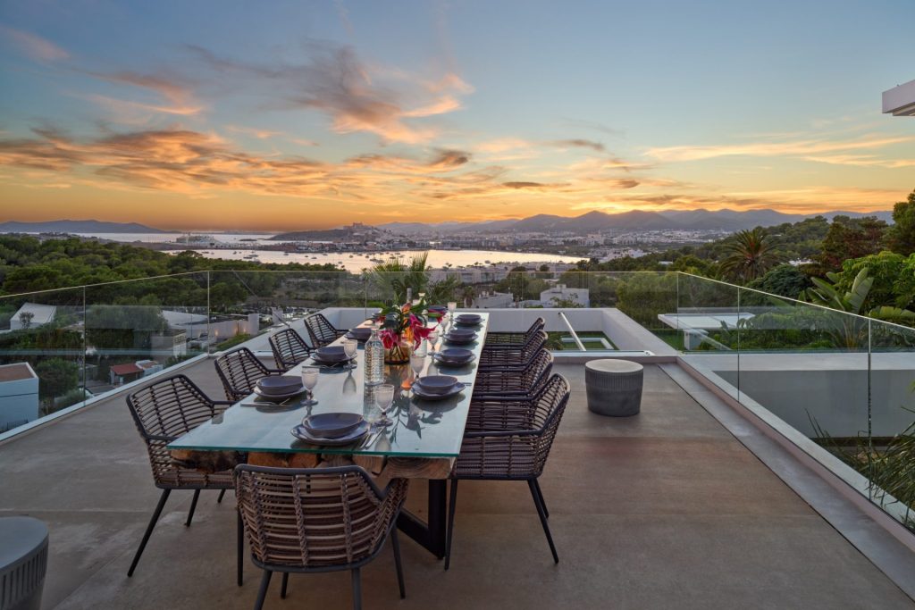 Villa Cap Martinet Sea View3